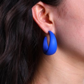 Inateannal Chunky Acrylic Hoop Earrings C Shaped Large Acrylic Earrings Blue Resin Open Hoop Earrings Cute Candy Hoop Earrings Jewellery for Women Girls, Zinc, No Gemstone