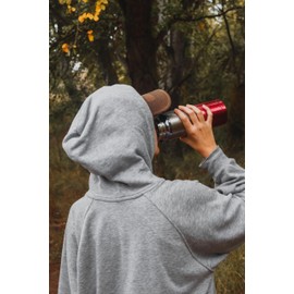 JOME Stainless Steel Insulated Water Bottle – 800ml | Keeps Water Cold 24h & Hot 12h | Sports Flask with Carry Strap | Double-Walled Vacuum Insulation | Leakproof, BPA-Free & Durable