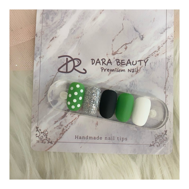 Next day delivery⭐Matte dot nails⭐ / 다음날 발송⭐무광 도트네일⭐