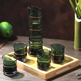 DUJUST Japanese Sake Set for 4, Bamboo Design in Golden Trim, 1 Sake Bottle, 1 Wooden Sake Tray, and 4 Sake Cups, Cold/Warm/Hot Sake Carafe, Special Japanese Gifts Set - 6 pcs (Gradient Green)