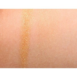 Mac Mineralize Skinfinish, Centre of Attention, Divine Night Collection