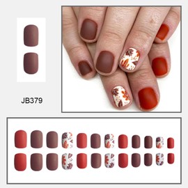 Short Press on Nails Square Fake Nails with Maple Leaf Design Glue on Nails Brown Matte Stick on Nails Fall Thanksgiving False Nails Glossy Acrylic Nails for Women Nails Manicure Decoration 24 Pcs