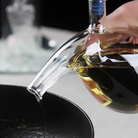 KOMUNJ Oil and Vinegar Dispenser, 2 in 1 Oil and Vinegar Holder/Bottle, A Beautiful Addition to Any Kitchen and Tableware