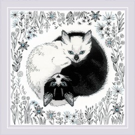 RIOLIS - Yin and Yang 2150, Cat Lovers Cat Blackwork Stitch Kits 11¾" x 11¾", Blackwork Stitch Kits for Beginners & Advanced, Blackwork Kits Adult, Counted Stitching Kits, Cat Embroidery Kit