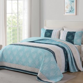 DJY Quilt Set King Size Light Blue Boho Striped Floral Bedspread Coverlet Set, 3 Pieces Patchwork Stripe Soft Lightweight Summer Quilt Bedding Set with 2 Pillow Shams (Light Blue, 110"x90")