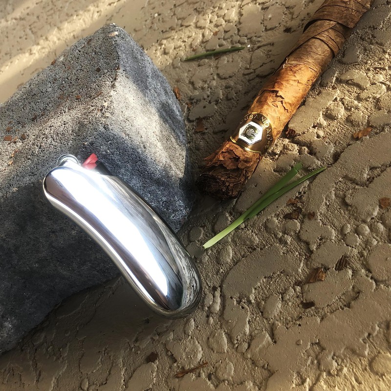 Metal Lighter Case Compatible BIC Lighter Standard Lighter Cover Holder