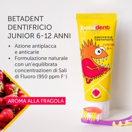 Betadent Set of 3 Toothpastes Junior 6+ Strawberry for ages 6 and up. Natural formulation, anti-plaque and anti-caries salt. Even dosage of fluorine salt at a concentration of 950