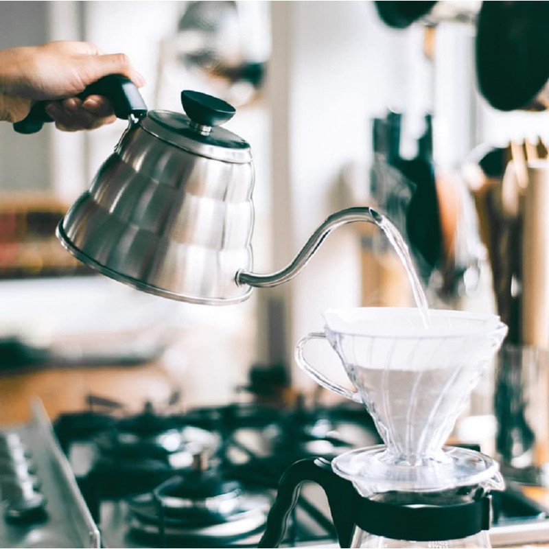 Hario V60 "Buono" Tetera de goteo Stovetop Cuello de cisne