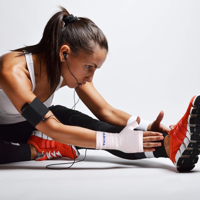 Sabona Hand Copper Compression Bandage for Men/Women - Arthritis Gloves