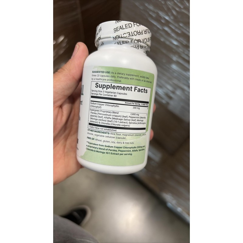 Chlorophyll 3,000mg Equivalent | 240 Veggie Capsules with Parsley, Peppermint,