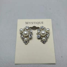 MYSTIQUE pearl bridal cluster pierced stud earring clear silver tone NWT