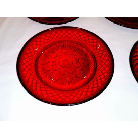 Luminarc 2004 Holiday Plates Set of 4 Red Glass 8" NEW Dessert Lunch Salad