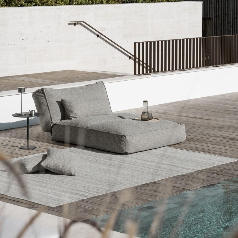 Blomus FAROL Mobile Rechargeable LED Mini Lamp - Warm Grey