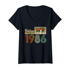 Womens Vintage 1986 Cassette Tape 40th Birthday Gifts 40 Years Old V-Neck T-Shirt