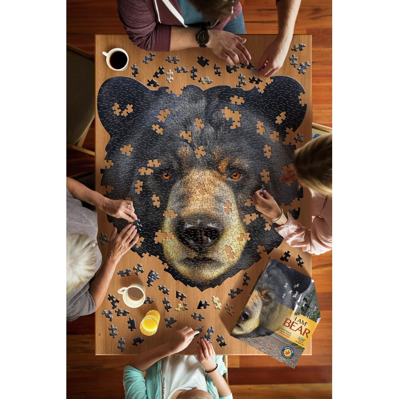 Madd Capp Puzzles - I AM Bear - 550 pieces