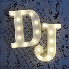 VITI - Letras con luces LED iluminadas para luz nocturna, letras del alfabeto para decoración de pared, letras iluminadas para boda/fiesta de cumpleaños, decoración de Navidad, funciona con pilas (J)