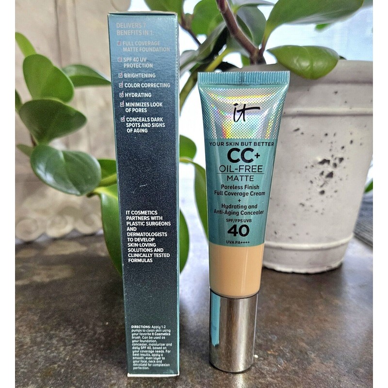 IT Cosmetics LIGHT CC+ Oil Free Matte Full Cover Cream