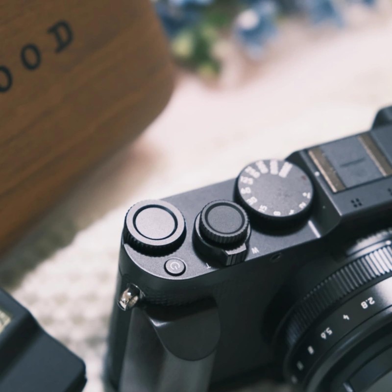 Brass 13mm Threaded Matte Black Knurling Grooved Grip Shutter Button