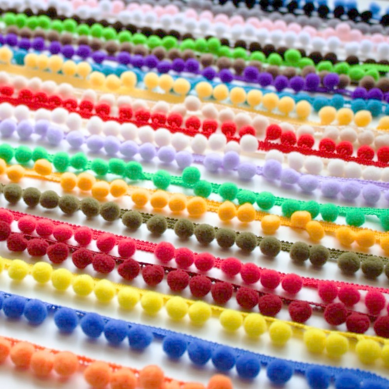 Craft Cult 18mm Medium Pom Pom Bobble Trim Braid -