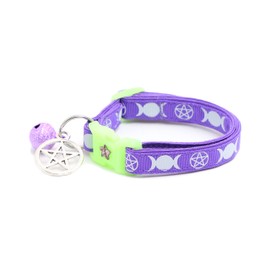 Wicca Cat Collar with Occult Charm & Bell | Witch’s Familiar Cat Collar | Witch Kitten Collar Charms | Glow in The Dark | Safety Breakaway Collar (Small(10lbs & Less), Solid Purple)