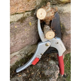 Kleeblatt GbR - Secateurs up to 60% energy saving pruning shears, rose shears, pruning shears, cuts up to 26 mm diameter, ergonomic handle for right-handed and left-handed users, fruit tree shears,