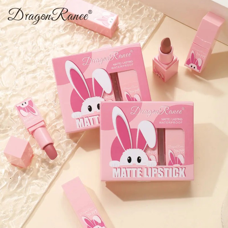 Traje De Lápiz Labial De Conejo Blanco Para Hidratarse
