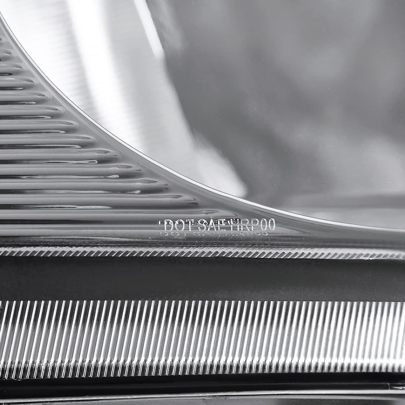 Spec-D Tuning Jdm Chrome Clear Headlights Compatible with 2000-2005 Mitsubishi