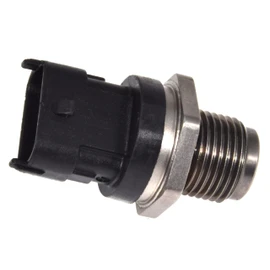 0281002824 Fuel Rail High Pressure Sensor Compatible with New Holland Engine F2CFE613A F2CFE613D F2CE9684E Substitute for 504382791 50415702 0281006165