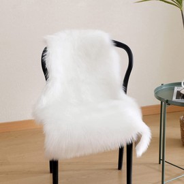 JXLOULAN Fluffy Sheepskin Rug White 50 x 80 cm Faux Fur Area Rugs for Bedroom Decor Rugs Living Room Chair Sofa