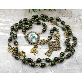 St Patrick Shamrock Irish Celtic Green Jade Bronze tone Rosary Longevity,Health, Happiness,Good luck, Prosperity