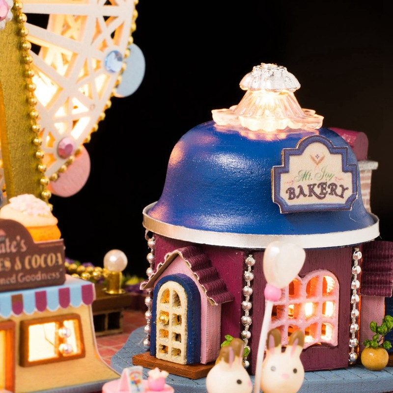 DIY Handcraft Buildings Mini House Kit with LED Lights Christmas