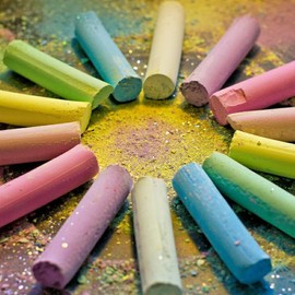 BEROXII Large Sidewalk Chalk Set for Kids Outside, Extra Jumbo Chalk 98 Pieces in 7 Colors, Giant sidewalk chalk Big Chalk for Toddlers Adults Art Play Chalkboard Playground Street and Birthday Party