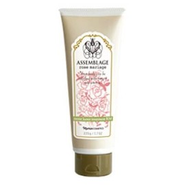 Naris Assemblage Moist Luster Treatment RM (220g)