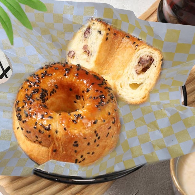 100 Sheets Yellow and White Checkered Dry Waxed Deli Paper