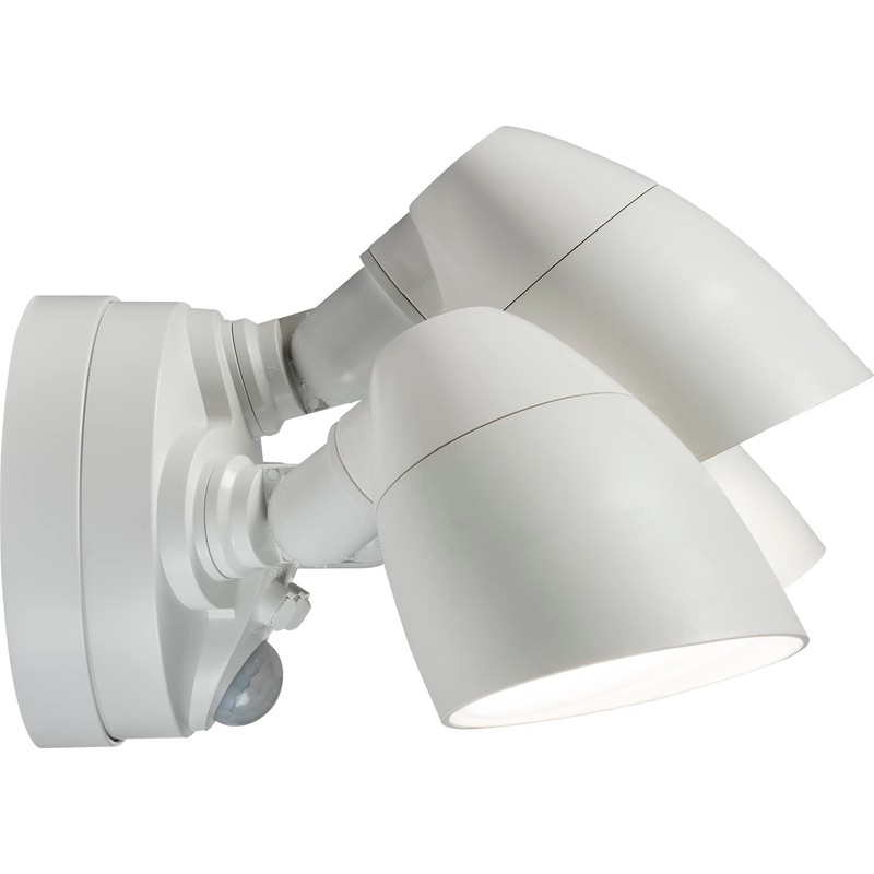 Knightsbridge 110-230V IP65 Triple Head White 30W Security Floodlight with