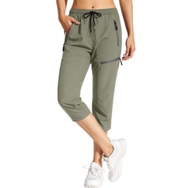 MOCOLY Women's Hiking Capris Pants Outdoor Lightweight Quick Dry Water Resistant UPF 50 Cargo Pants with Zipper Pockets Green M