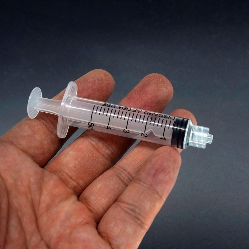 50 Pack 5ml Syringes Luer Lock with Measurement, Plastic Syringe