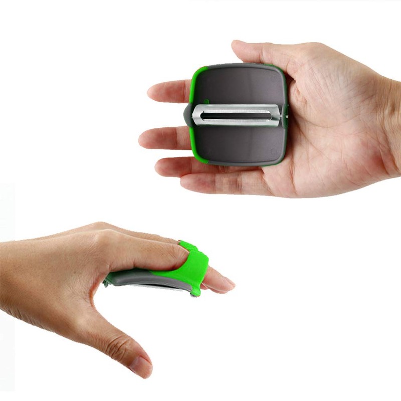 2 Pcs Hand Vegetable Peeler Palm Peeler Finger Grips Comfortable