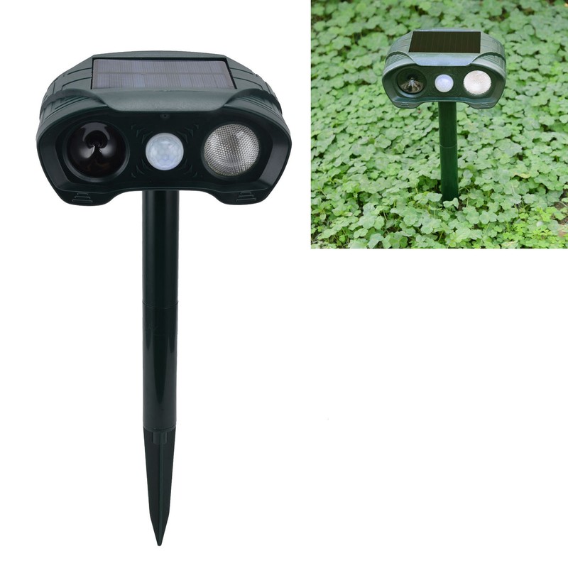 Ultrasonic Animal Repeller Solar Powered Cats Dogs Mouse Repellent for