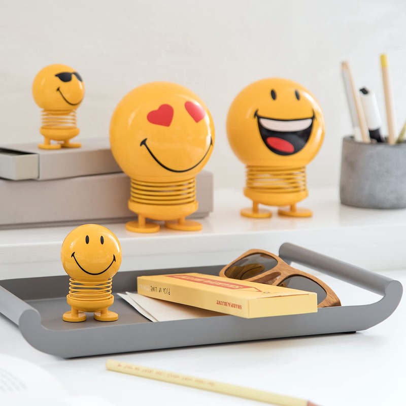 Hoptimist - Skandinavisches Design - Small Smiley Love - Wackelfigur