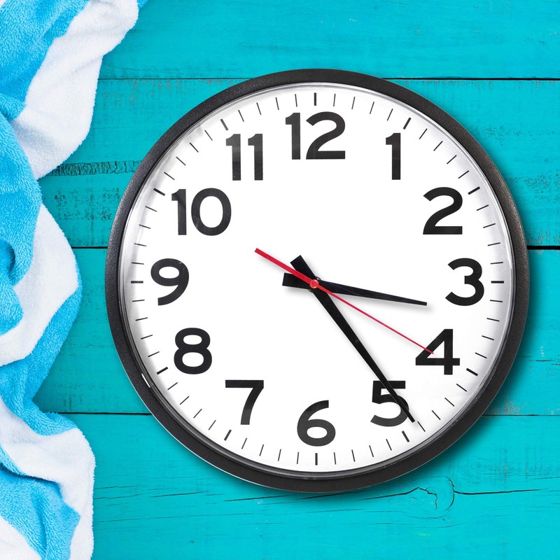 The Ultimate Wall Clock | 14 Inch | Modern |