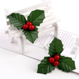 UUYYEO 20 Pcs Christmas Holly Berries Faux Berry Flowers with Leaves Xmas Berry Picks Christmas Wreath Branches Christmas Vase Fillers Red