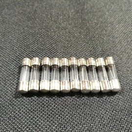 SRT Blow Glass Tube Fuse Assortment kit. 250V 6 AMP Size 5x20mm Light Electronic (6Amp)