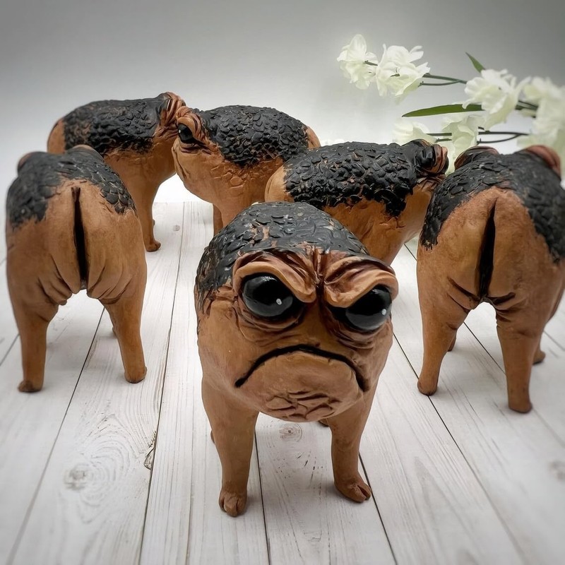 RIBJSHE Weird Queer Grumpy Frog Statue Ugly Angry Toad Statue