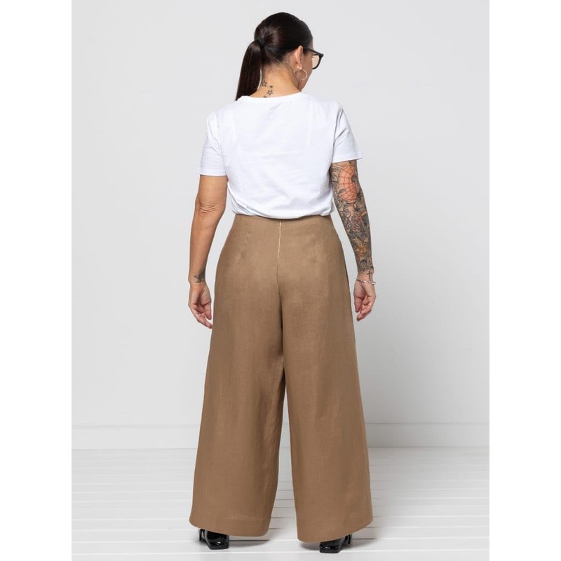 Style Arc Sewing Pattern - Atlas Woven Pant (Sizes 10-22)