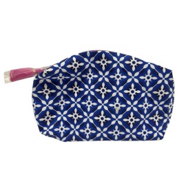 Estée Lauder Makeup Bag.  Bag Fabric Is Made From Recycled Materials.  New