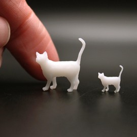 Micro Miniature Standing Kitty, Miniature Blank Cat Unpainted Pet Kittens, Dollhouse Tiny Cat, for Dollhouse, Model Domestic, Fairy Garden, Terrarium (2PCS) (Tiny 1:50 Scale cat)