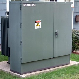 Danger Watch out High Voltage Hazard Vinyl Sticker - Warning Self Adhesive Sticker for Indoor/Outdoor Use - Reflective, UV Protected & Weatherproof |7 x 5 Inches| SD-911 (Pack of 1)