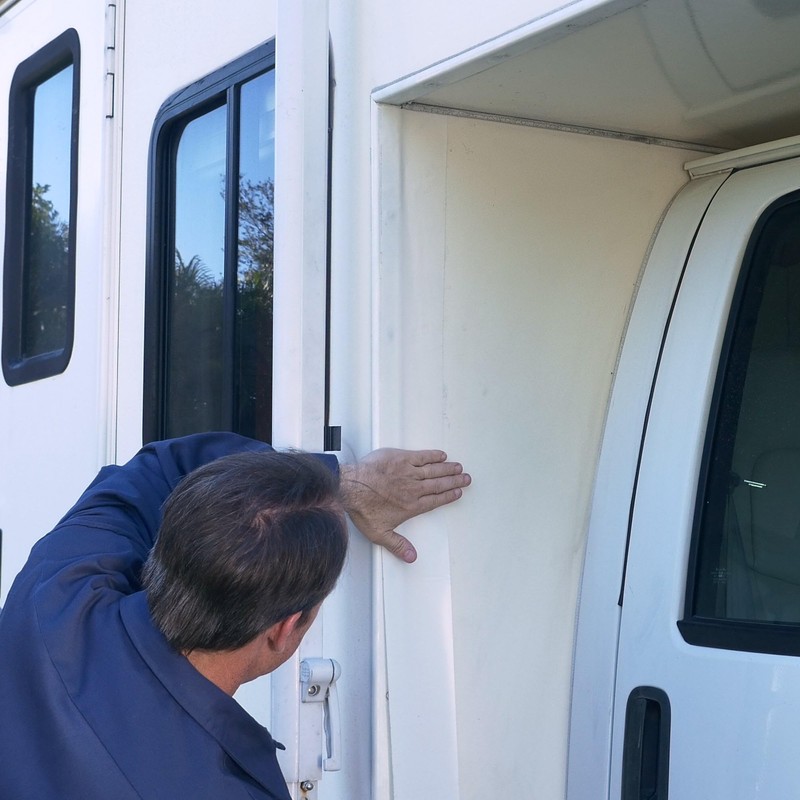 Flex Tape, Original Thick Flexible Rubberized Waterproof Tape - Seal