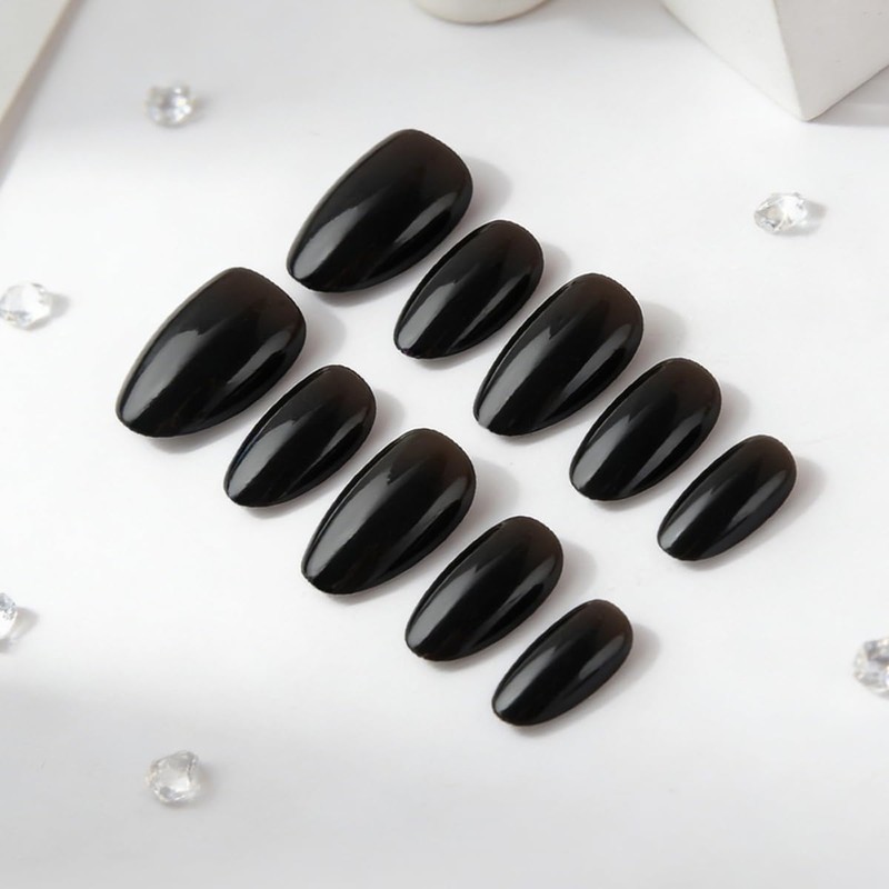 Black Press on Nails Short Oval Fake Nails Solid Color